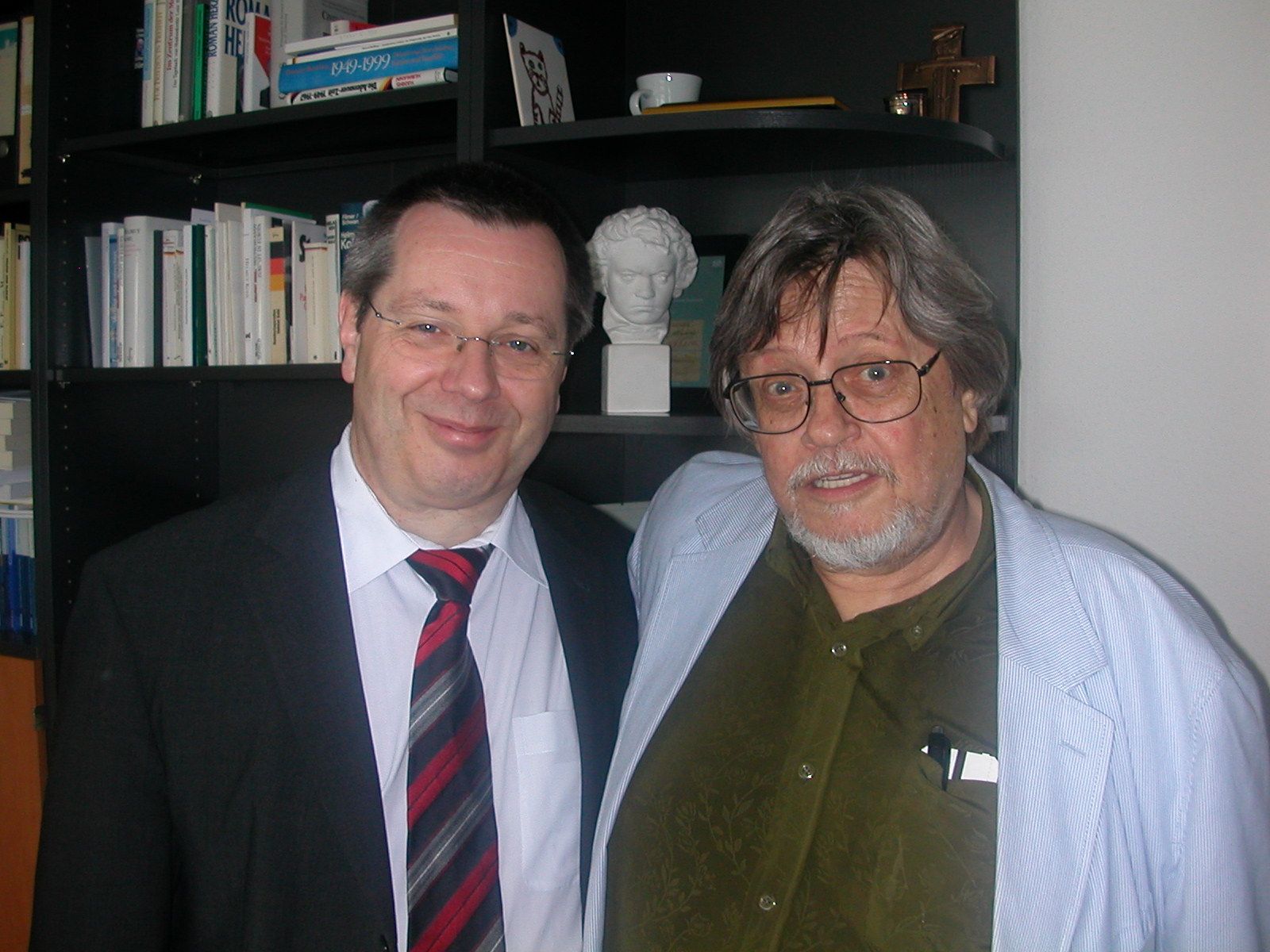 Stephan Eisel mit Big-Band-Leader Peter Herbolzhemer