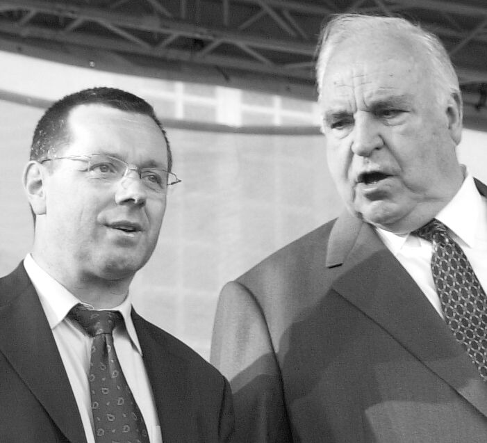 AUF DEM WEG ZUR DEUTSCHEN EINHEIT